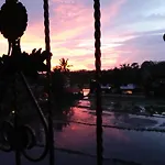 Nuriani Restaurant and Rooms