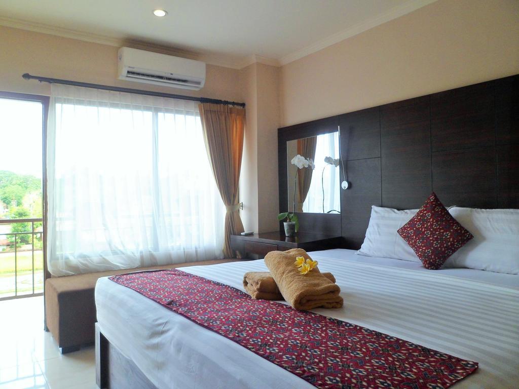 Nuriani 3*