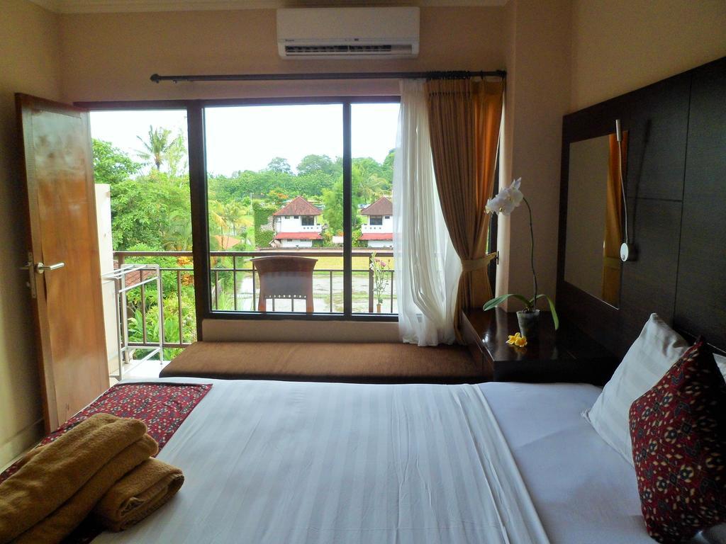 Nuriani Wisma tamu